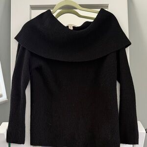 Lark & Ro Cashmere Black Sweater